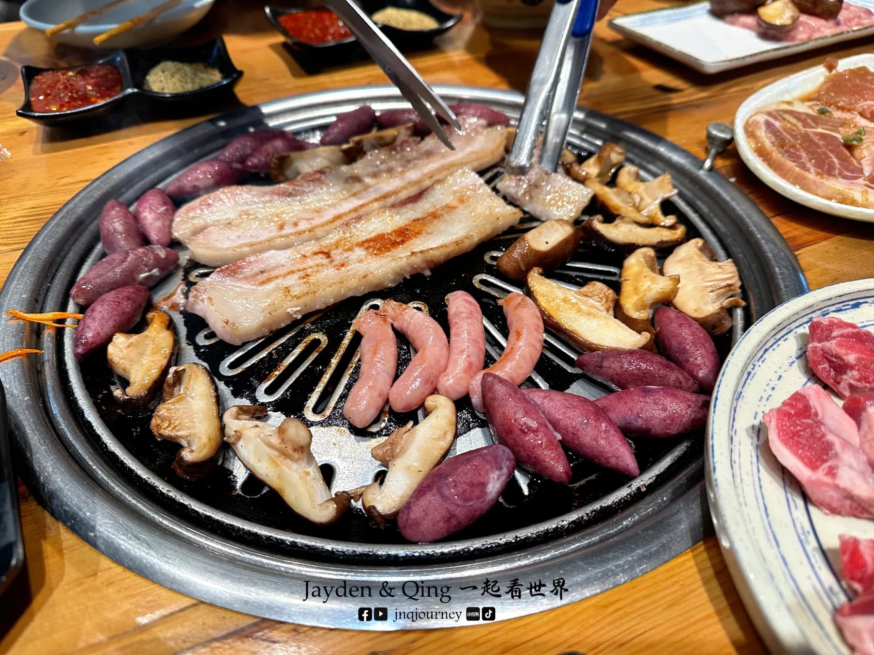 山顺炭火烤肉朝鲜家族